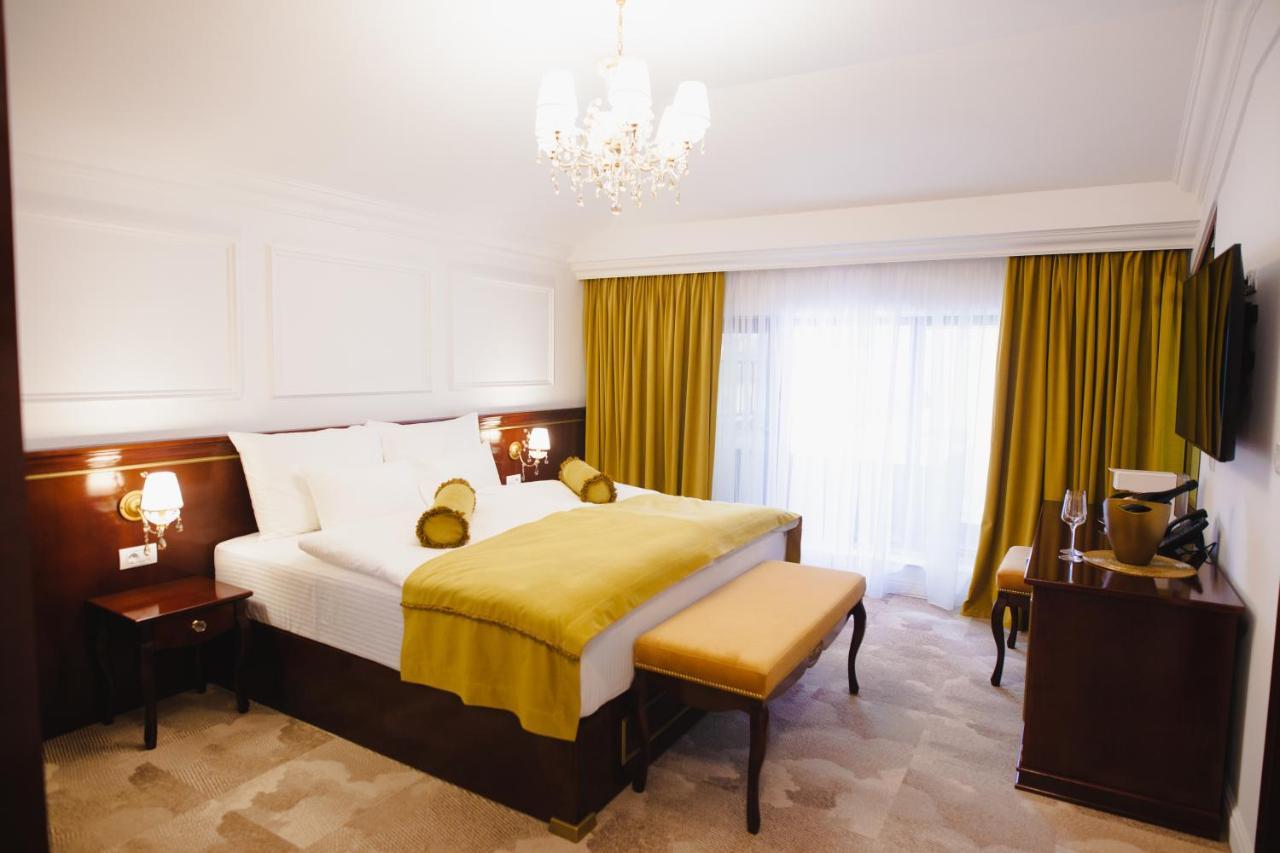 Hotel Integra באניה לוקה מראה חיצוני תמונה