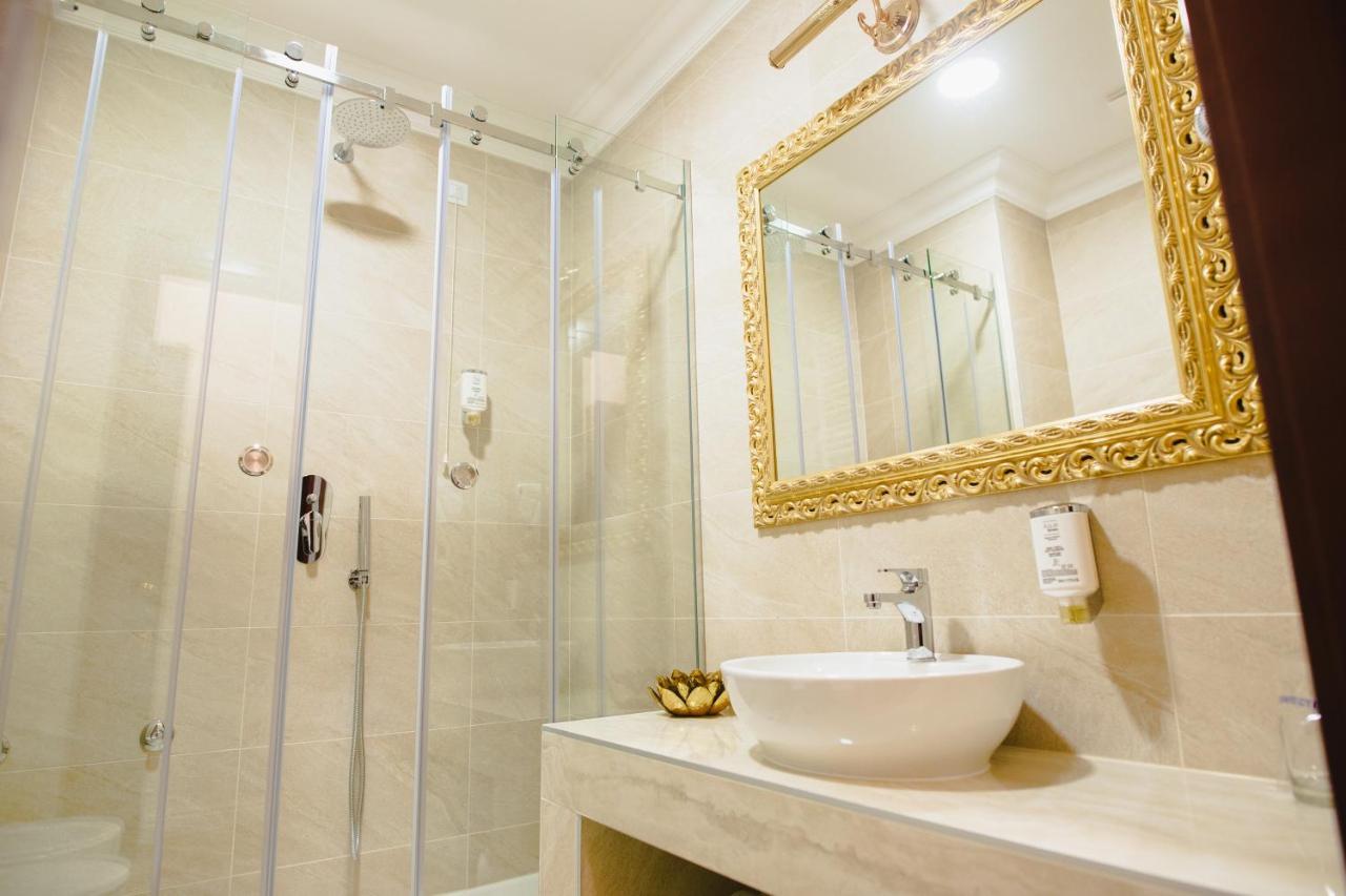 Hotel Integra באניה לוקה מראה חיצוני תמונה