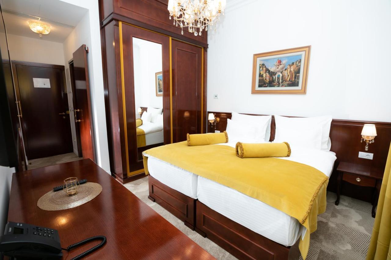 Hotel Integra באניה לוקה מראה חיצוני תמונה