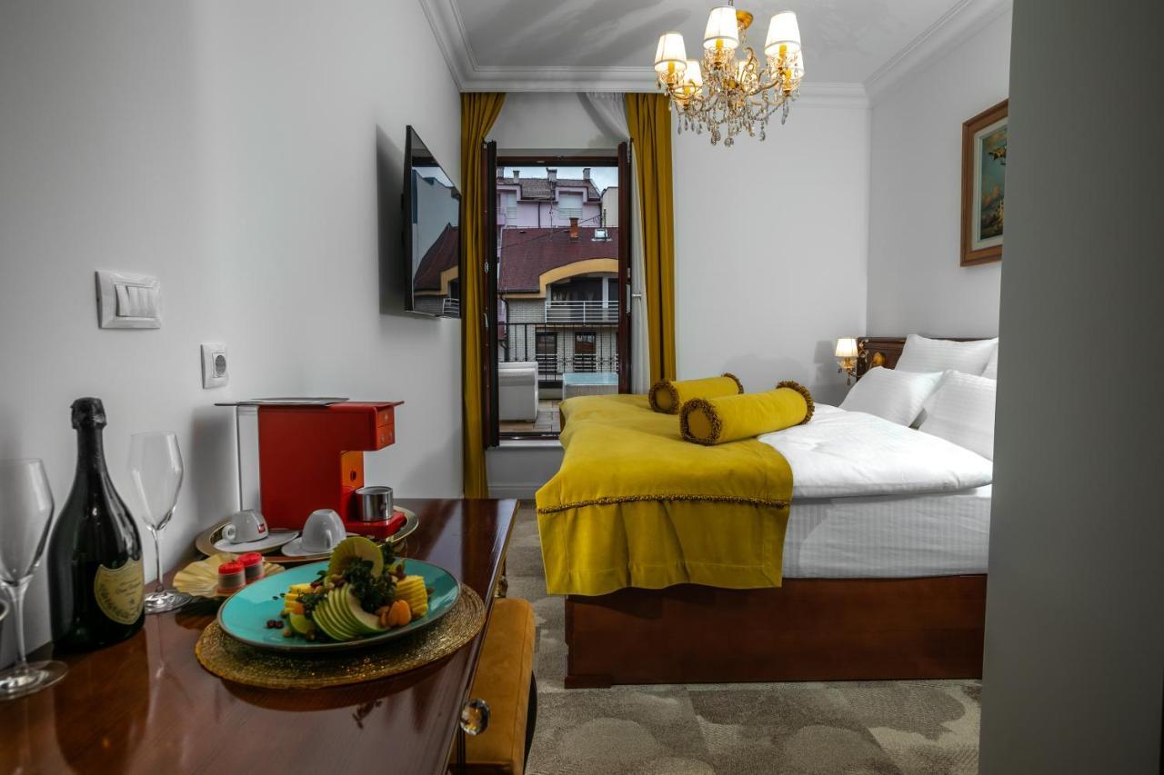 Hotel Integra באניה לוקה מראה חיצוני תמונה