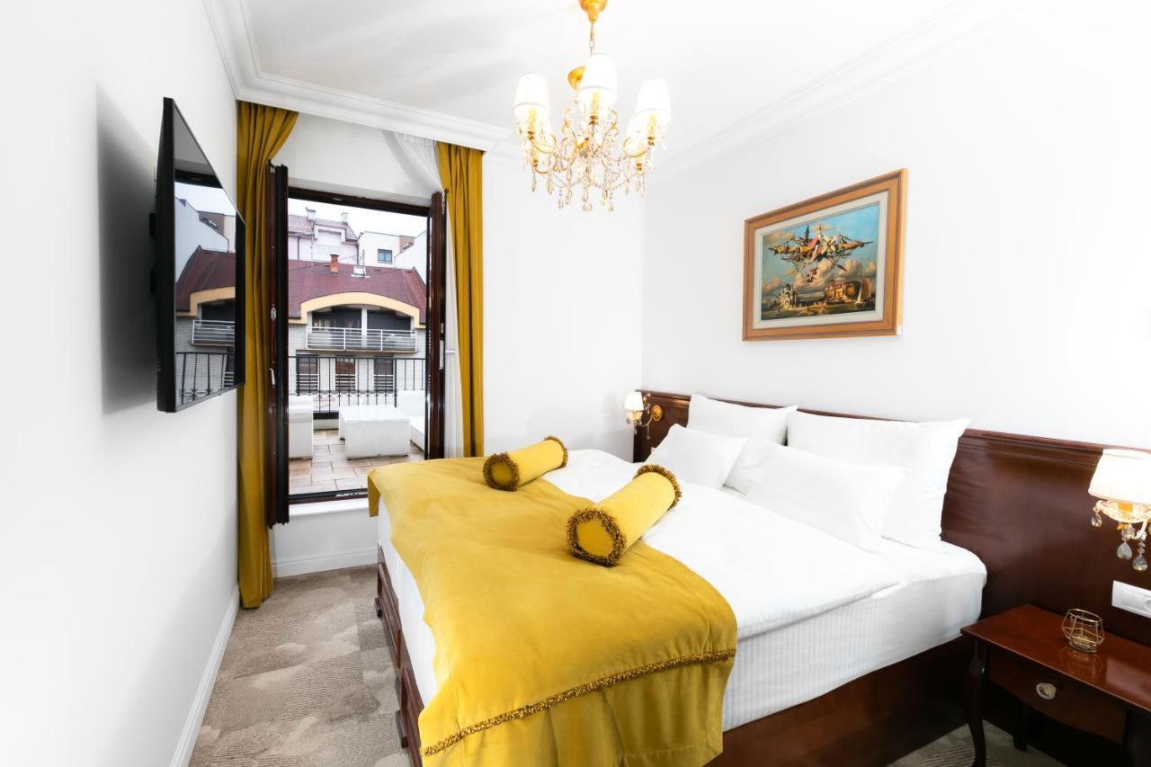Hotel Integra באניה לוקה מראה חיצוני תמונה