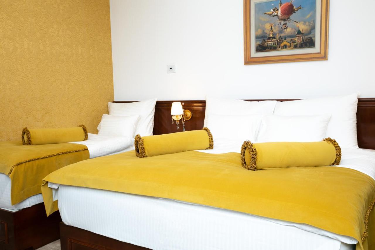 Hotel Integra באניה לוקה מראה חיצוני תמונה