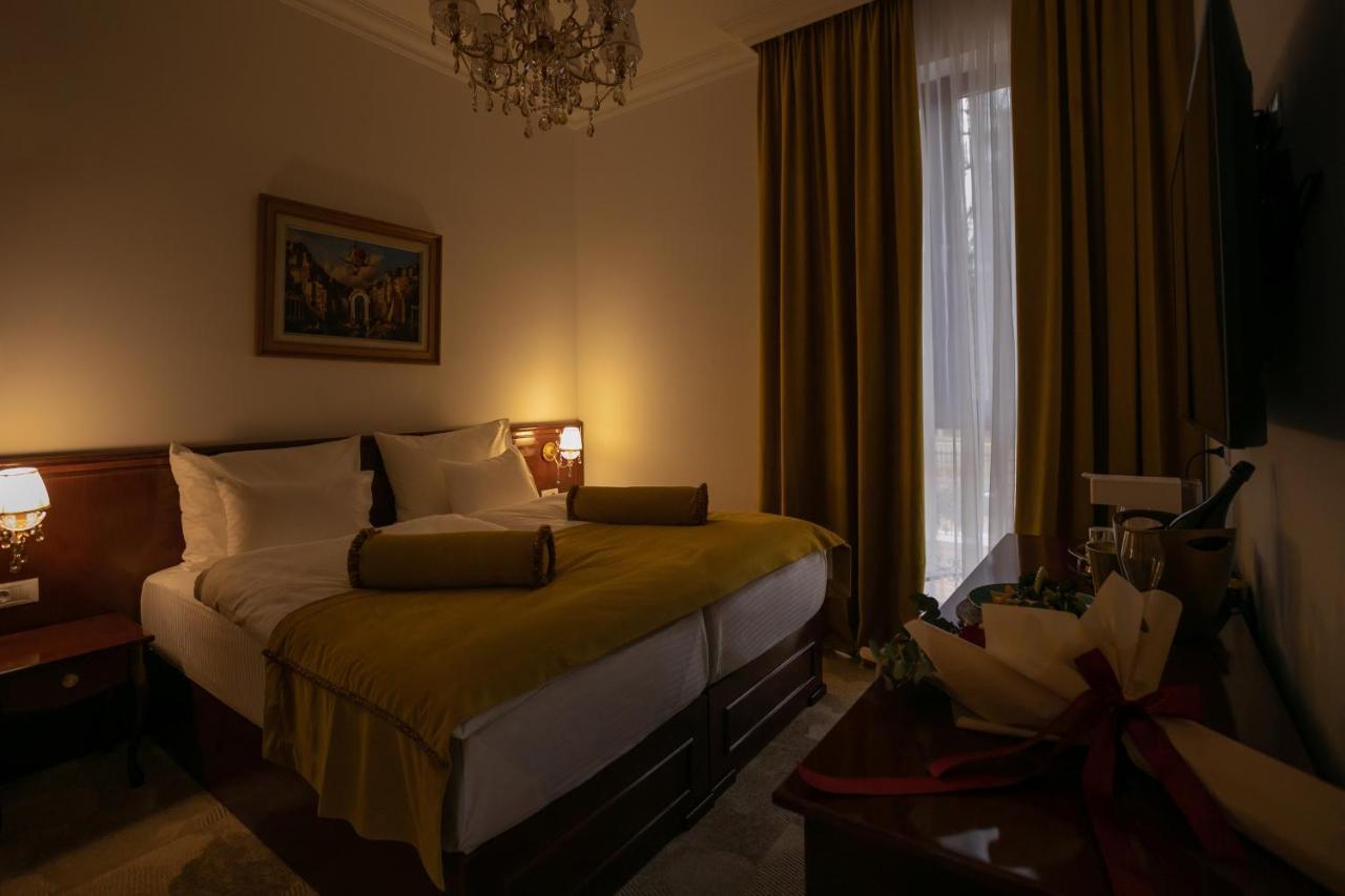 Hotel Integra באניה לוקה מראה חיצוני תמונה