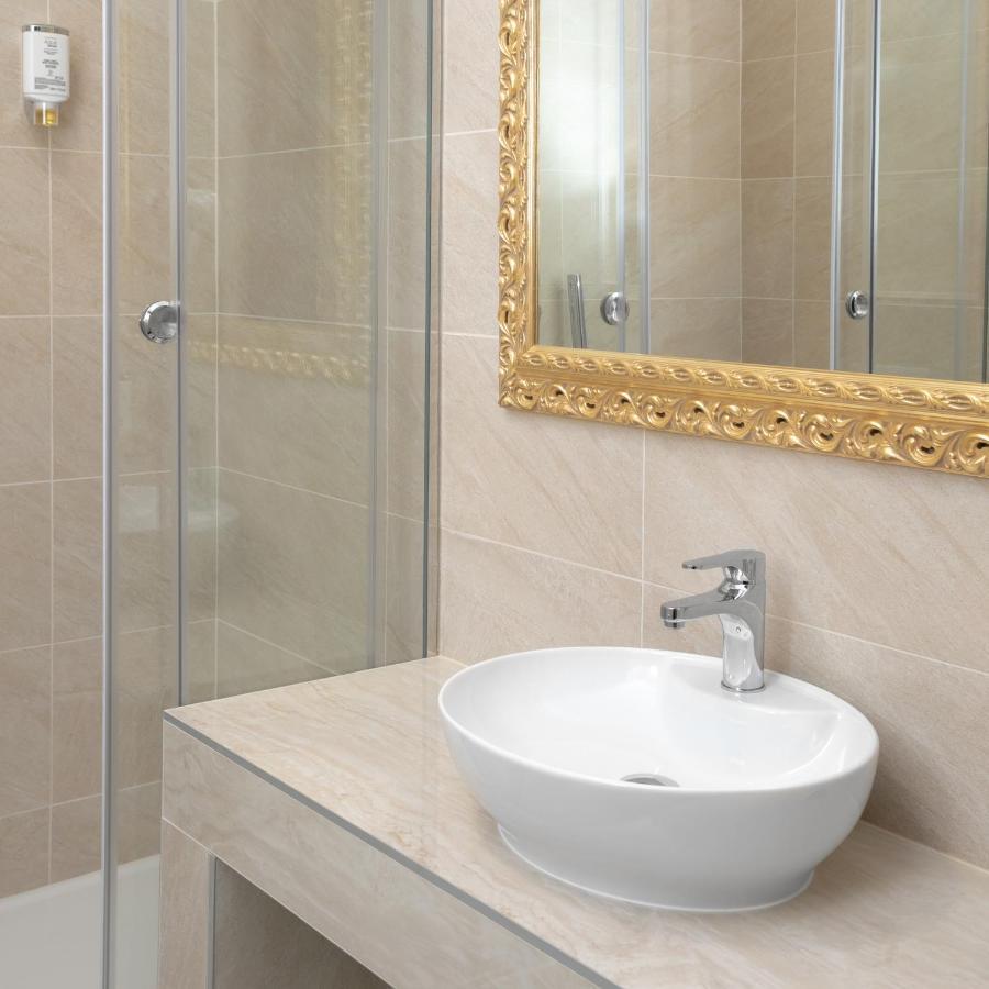 Hotel Integra באניה לוקה מראה חיצוני תמונה